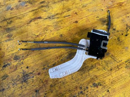 Picture of VERRIEGELUNG TÜR RECHTS HINTEN, HYUNDAI ix35 2WD