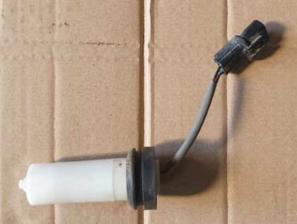 Picture of SENSOR SCHEIBENWASCHBEHÄLTER FLÜSSIGKEITSSTAND, SPORTAGE 2.0 CRDi 4WD (SL)