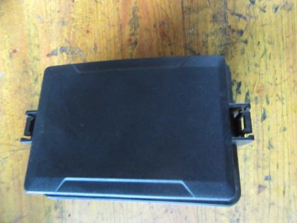 Picture of ABDECKUNG SICHERUNGSKASTEN, KIA RIO (YB)