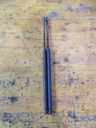 Bild von SATZ GASFEDER DÄMPFER HEBER HECKKLAPPE LINKS & RECHTS, HYUNDAI MATRIX 1,5 CRDi