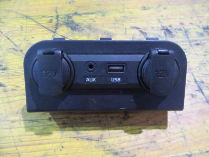Picture of ANSCHLUSS AUX USB 12V, KIA RIO (UB)