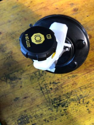 Bild von BREMSKRAFTVERSTÄRKER HAUPTBREMSZYLINDER, KIA RIO (YB)