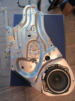 Bild von FENSTERHEBER ELEKTRISCH inkl. LAUTSPRECHER RECHTS VORNE,  KIA SOUL 08