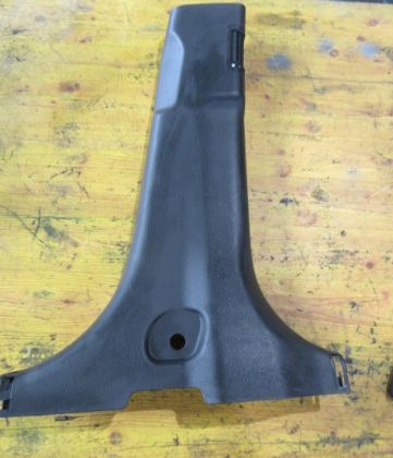 Picture of B-SÄULE RECHTS UNTEN, KIA SORENTO (XM) 2,2 CRDi 4WD