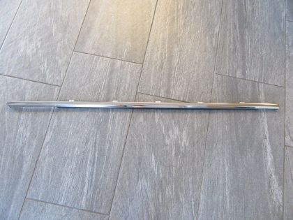 Picture of CHROMLEISTE FENSTERSCHEIBE RECHTS VORNE, HYUNDAI i40