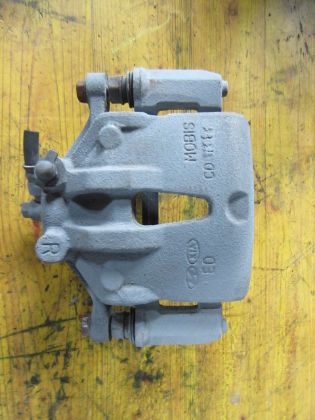 Bild von BREMSSATTEL RECHTS VORNE, HYUNDAI i30 (FD) 1.6 CDRi