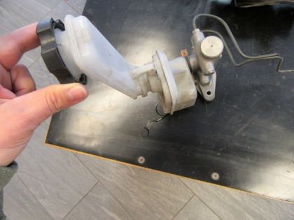 Picture of HAUPTBREMSZYLINDER, HYUNDAI TRAJET 04