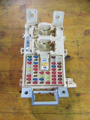 Picture of SICHERUNGSKASTEN INNEN, HYUNDAI i10 1,1 (IA)