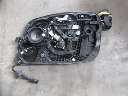 Bild von FENSTERHEBER ELEKTRISCH VERRIEGELUNG LAUTSPRECHER RECHTS VORNE, HYUNDAI i30 (GD)