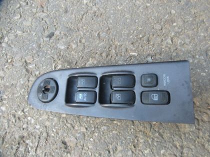 Picture of SCHALTER, elekt FENSTERHEBER, SPIEGELEINSTELLUNG, TÜR VERRIEGELUNG, FENSTER VERRIEGELUNG, TRAJET